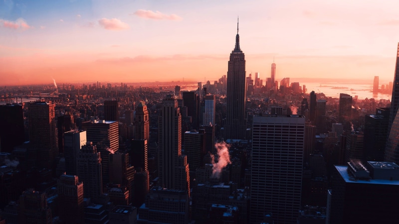 tall - high, office building exterior, spire, state, tower, cityscape, New York City, outdoors, modern, tourism, nature, 1080P, york, crowd, new, architecture