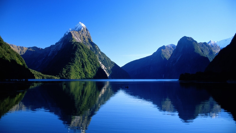 new zealand, fjord, wilderness, fiordland national park, nature, mount scenery, lake, reflection, 4K, mountain, mountain range, mitre peak, milford sound