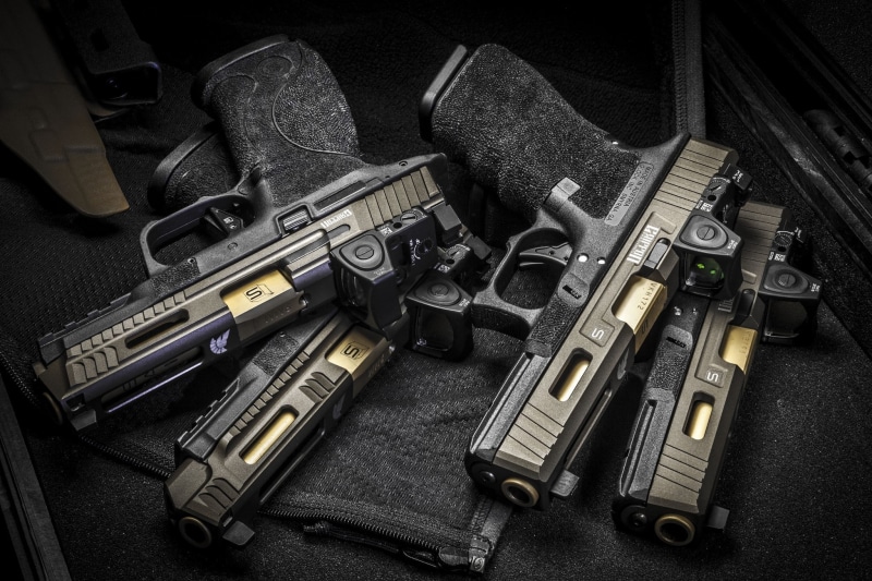 warning sign, still life, sign, SAI Griffon, 1080P, weapon, social issues, violence, gun, Glock, pistols, protection, weapons, no people, machine gun