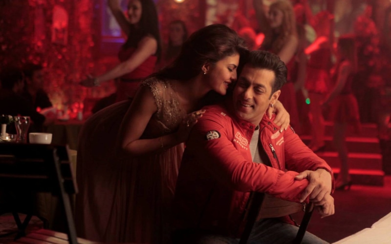 men, movie, Movies, jacqueline fernandez, smiling, happiness, adult, red, indoors, zip, Bollywood Movies, togetherness, sitting, young women, stills, kick