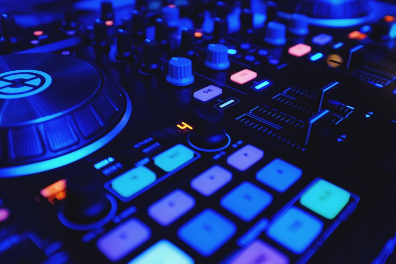 mixing, electric Mixer, no people, nightlife, communication, electrical Equipment, complexity, club Dj, sound Mixer, indoors, sound recording equipment