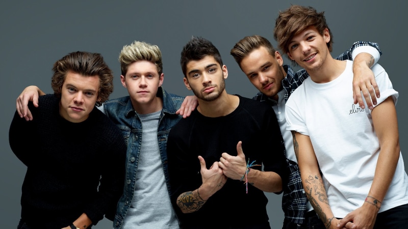 men, indoors, togetherness, bonding, Band (Music), direction, standing, portrait, real people, One Direction, 1080P, people, young adult, group of people