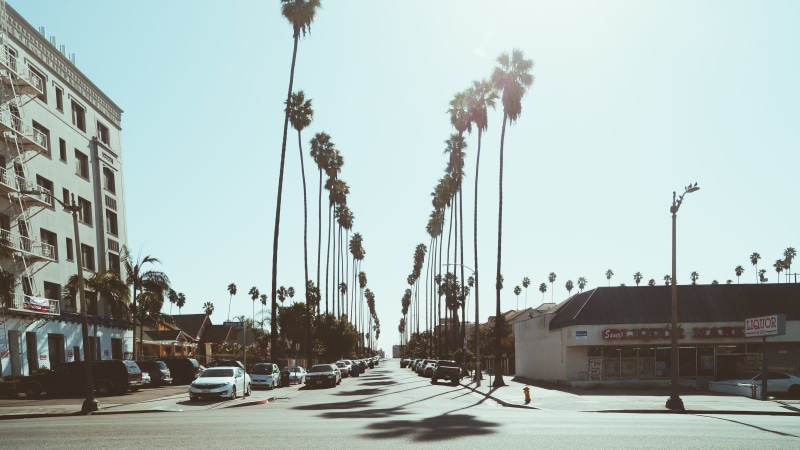 street light, road, sky, architecture, outdoors, 4K, building exterior, hollywood, united states, car, clear sky, mode of transportation, california, city life