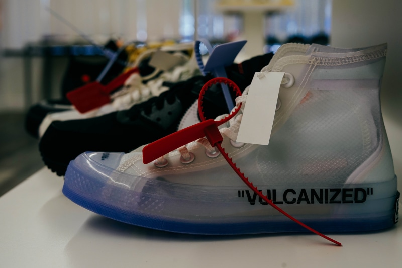 off white, absence, western script, footwear, wiring, no people, long sleeve, streetwear, nike, clothing, connection, apparel, sleeve, text, hype boulevard