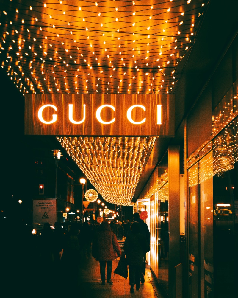 city, built structure, incidental people, gold, outdoors, real people, streetphotography, neon, group of people, night, illuminated, text, lights, sign