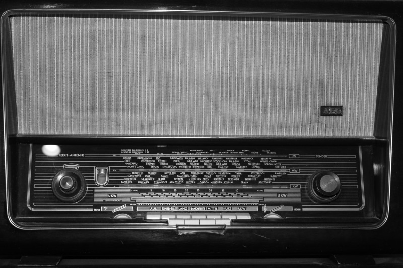 noise, electrical equipment, old radio, radio station, broadcasting, radio, grayscale, sound, control, transistor, speakers, nostalgia, communication, black and white