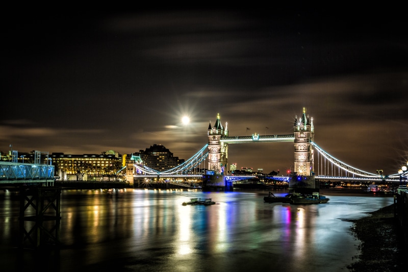 night, national Landmark, uK, Moon, Tower Bridge, london, river, bridge - Man Made Structure, travel, night photography, tourism, capital Cities, canon