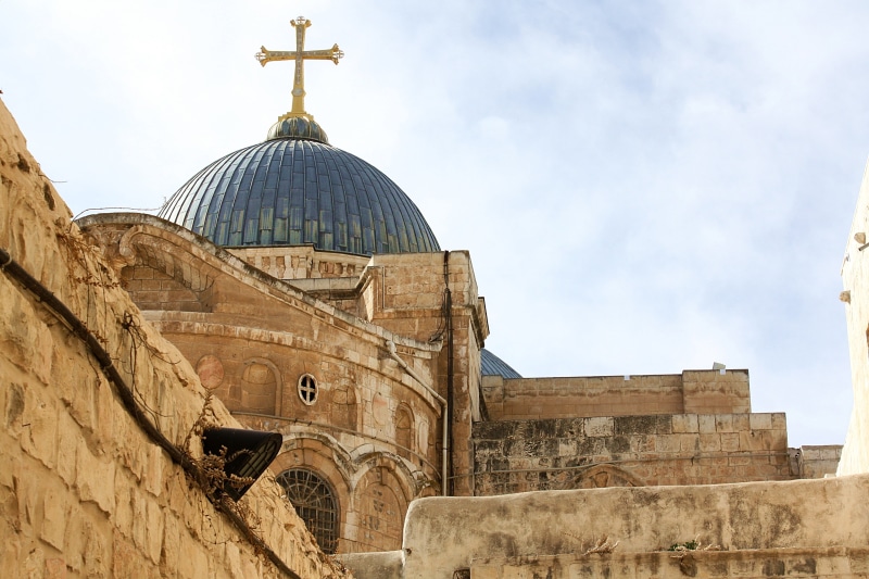 outdoors, the old town, cross, belief, building, no people, ancient civilization, roof, jerusalem, basilica of the holy sepulchre, christianity, tourism