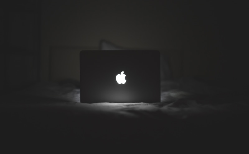 black background, light - natural phenomenon, indoors, lighting equipment, front view, candle, illuminated, Technology, domestic room, Night, nature, Light