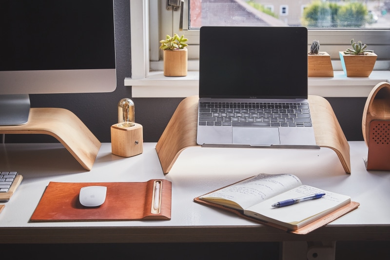 publication, Minimal, home Interior, communication, domestic Room, paper, Setup, computer Keyboard, note pad, modern, book, office, MacBook, computer Monitor