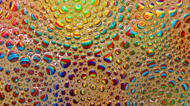 water, day, trippy, choice, complexity, bubble, indoors, abstract, colorful, close-up, 1080P, psychedelic, abundance, pattern, large group of objects
