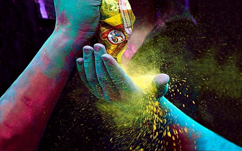 human body part, one person, 1080P, close-up, day, human hand, powder, dust, holi festival, hand, hands, religion, colorful, outdoors, holi, water, people