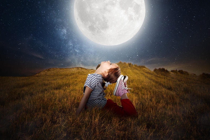 shirt, 5K, mid adult men, fantasy, field, pink, space, full length, wearing, short, mid adult, stripe, people, nature, outdoors, young, light, design