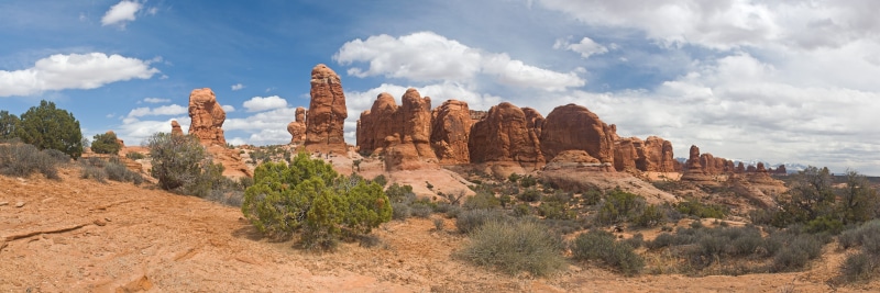 non-urban scene, cloud - sky, beauty in nature, panoramic, desert, climate, no people, landscape, travel, 5K, Arches National Park, sky, environment, sandstone