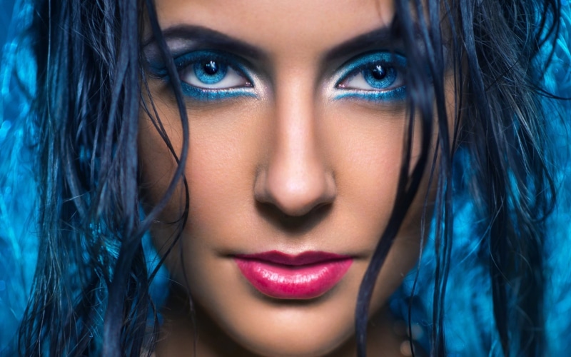 fashion, makeup, one person, eyelash, headshot, human hair, hair, eyeshadow, model, human body part, human face, face, 2K, beautiful people, hairstyle