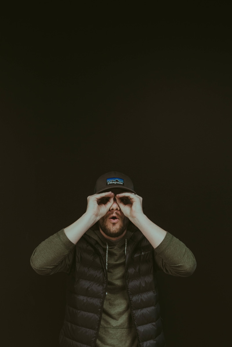 dark, fashion, one person, human hand, waist up, clothing, 5K, 3-d glasses, futuristic, blazer, glasses, copy space, adult, cyberspace, young adult, hat