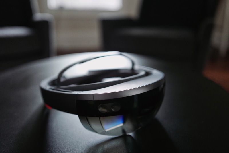 security, still life, focus on foreground, microsoft, single object, day, indoors, technology, table, vr, virtual reality, no people, glass, furniture