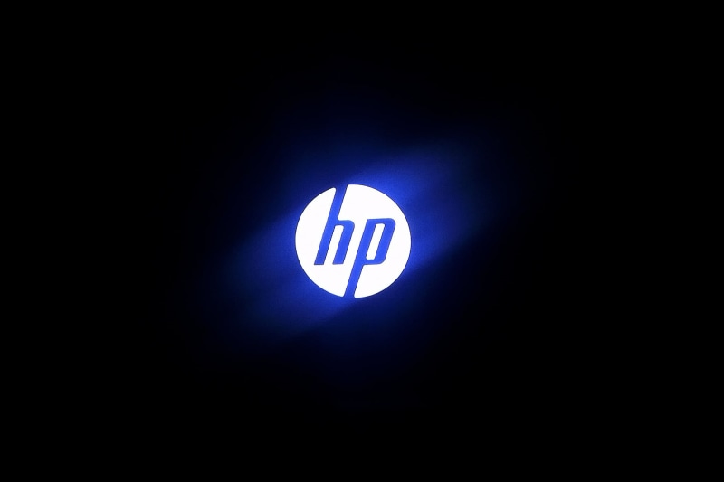 hp, symbol, lighting equipment, communication, low angle view, backgrounds, illuminated, light - Natural Phenomenon, close-up, photo, hi-tech, black background