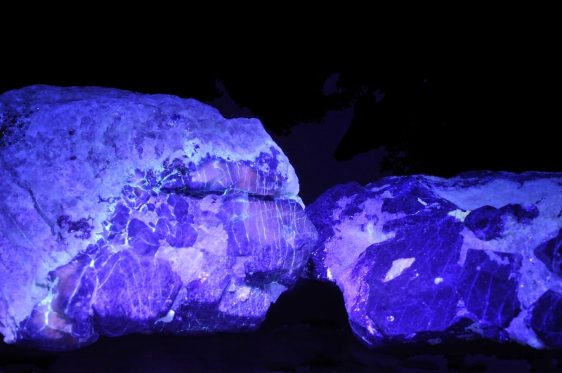 blue, purple, gemstone, sea, water, stone, solid, shiny, afghanite, no people, crystal, 4K, lazurite, black background, studio shot, rock - Object, precious gem