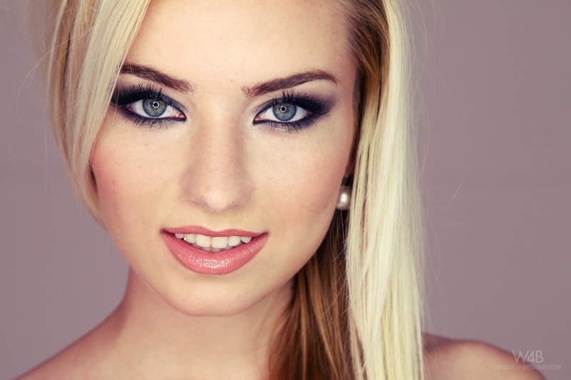 makeup, face, portrait, 5K, green eyes, pink lipstick, women, blonde