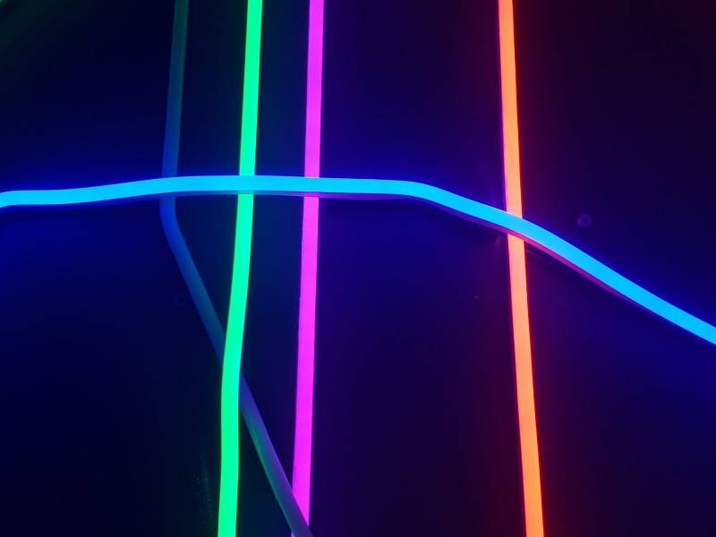 lighting equipment, color, green, assorted, bright, pattern, pink color, neon, blue, studio shot, purple, 4K, motion, art, light - natural phenomenon