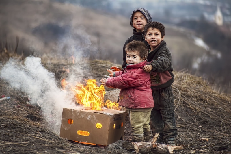 girls, smiling, vacations, box, mother, daughter, brother, positive emotion, grimy, parent, s, fireplace, sibling, smile, cheerful, father, nature, bask