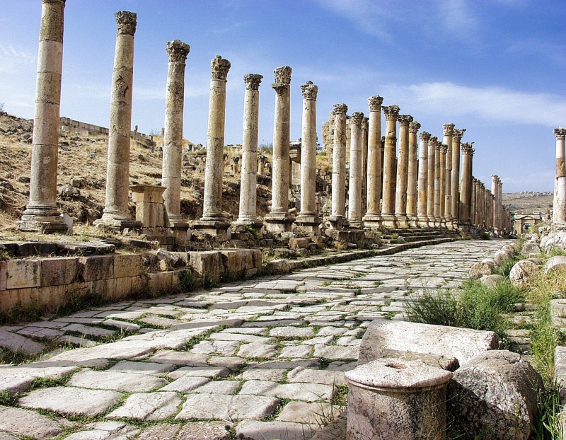 travel Destinations, Jerash, pillars, colonnade, damaged, outdoors, architecture, Ruins, famous Place, antiquities, 1080P, Jordan, classical Greek, cultures
