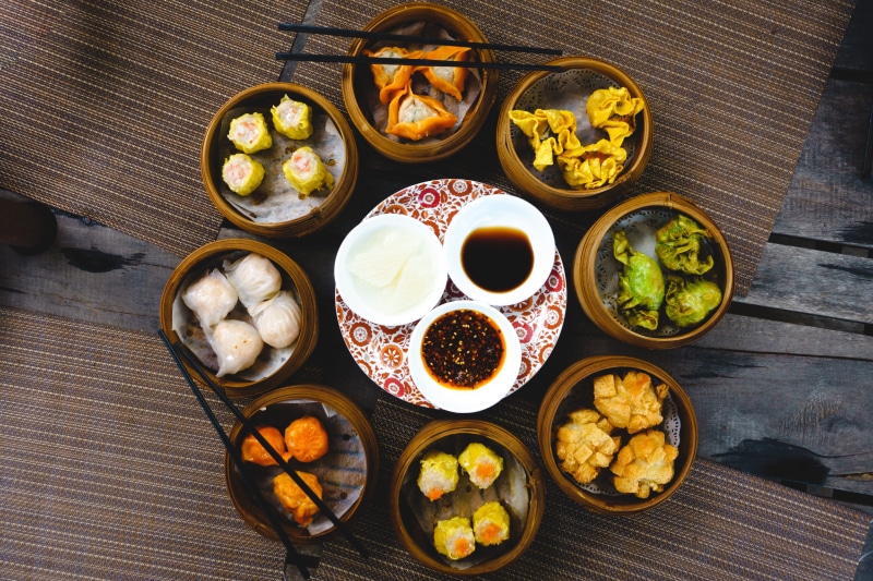 food, 5K, bowl, dim, fruit, asian, directly above, wood, tray, seafood, dip, healthy eating, asian food, chinese food, no people, plate, spice, steamed