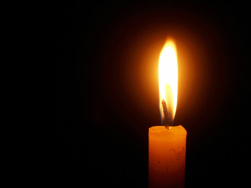 scene, isolated, christmas, nostalgia, close-up, color, white, memories, light, wax, romance, shiny, copy space, candle, lighting equipment, church, fire