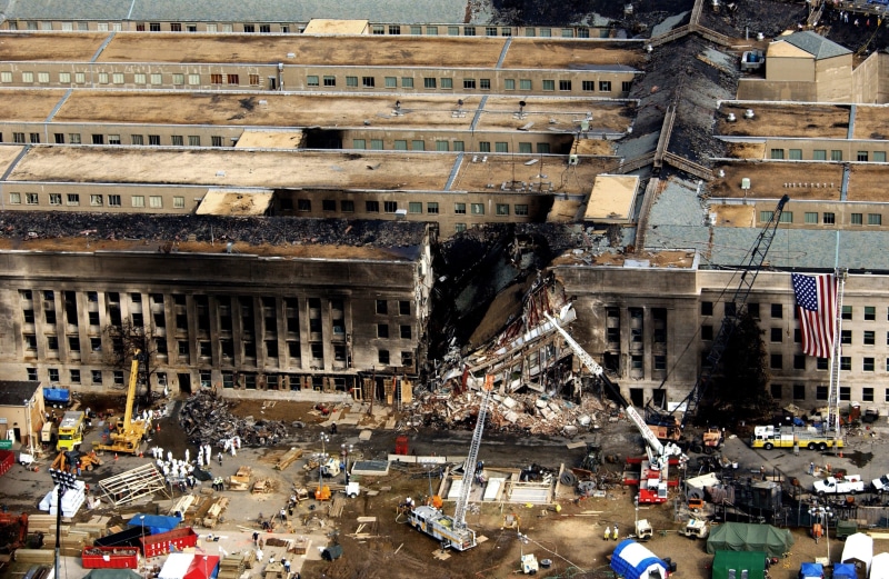 burned, terror, outdoors, burnt, lot, attack, september 11 2001, high angle view, delete use, incidental people, city, construction site, 2K, destroyed