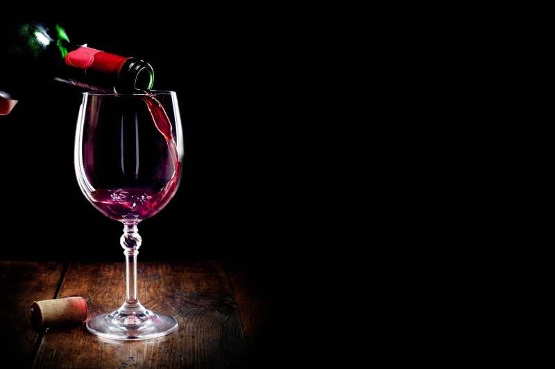black background, liquid, drink, 5K, single Object, celebration, luxury, black Color, still life, studio Shot, table, close-up, cabernet Sauvignon Grape