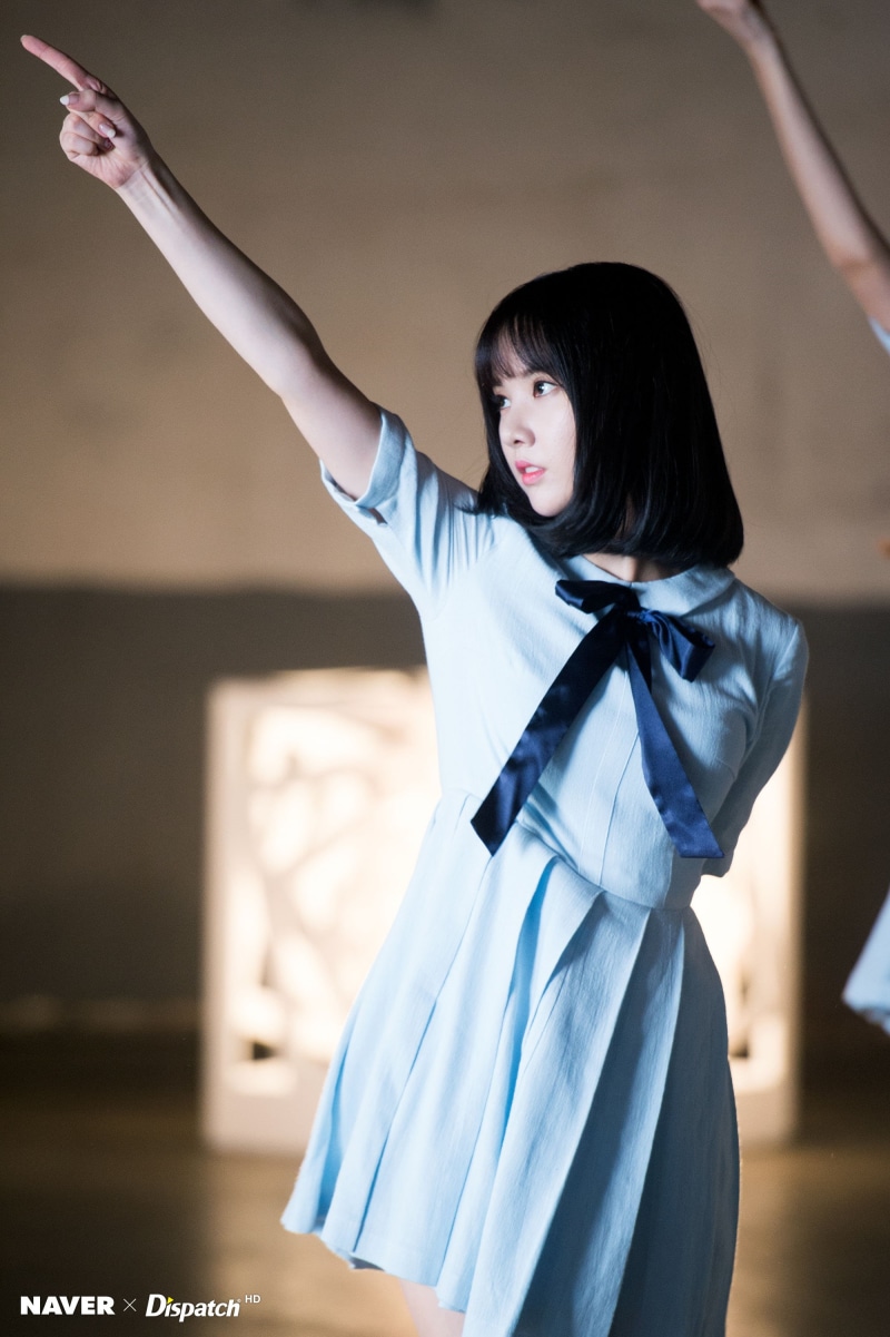 young women, Eunha, hand, portrait, blue, limb, clothing, Gfriend, fashion, 2K, bangs, white, South Korea, arms raised, waist up, indoors, adult, human body part