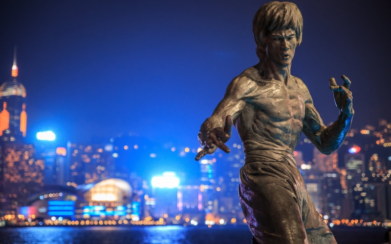 creativity, city life, nature, sky, monument, human representation, building exterior, built structure, travel destinations, statue, sculpture, art and craft