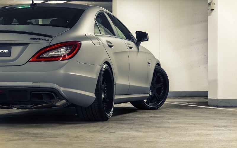 benz, day, wheel, modern, no people, motor vehicle, amg, showroom, parking garage, retail, indoors, stationary, parking lot, garage, sports car, travel