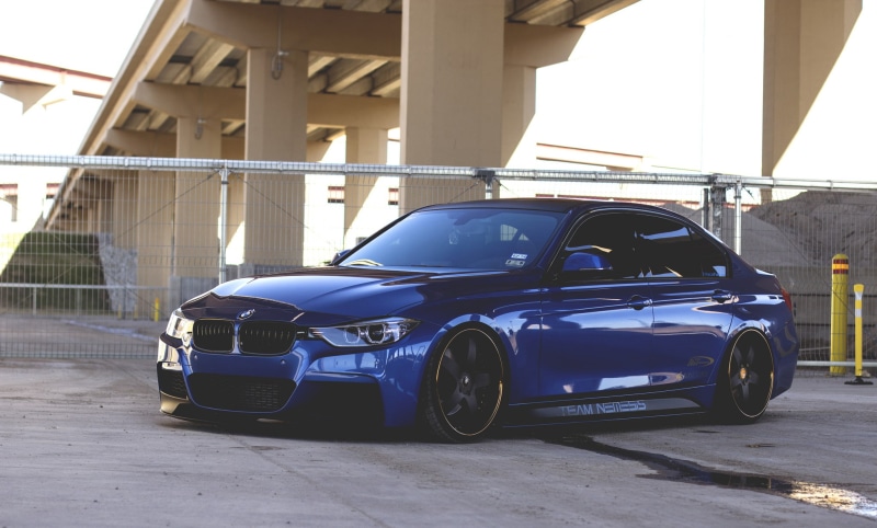 architectural column, 1080P, stationary, F30, blue, sports car, tuning, day, garage, 335i, wealth, stance, no people, architecture, motor vehicle, building exterior