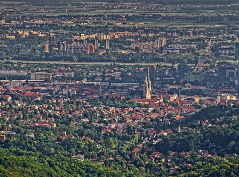 place of worship, residential district, cityscape, building exterior, 2K, grad, travel destinations, building, townscape, Europe, landscape