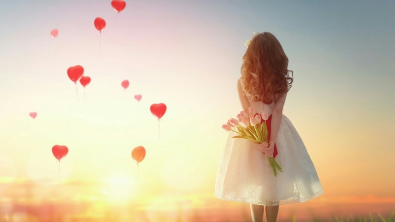 balloon, girl, flower, summer, morning, my love, happiness, petal, romantic, romance, sunlight, 1080P, sky, love, heart, spring
