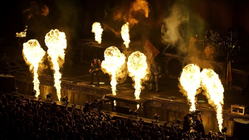 1080P, fire - natural phenomenon, illuminated, transportation, burning, motion, photo, outdoors, crowd, night, live, real people, smoke - physical structure