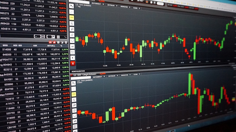 report, technology, growth, wealth, computer, number, analyzing, candlestick, finance, graph, computer equipment, no people, making money, analysis, liquid-crystal display