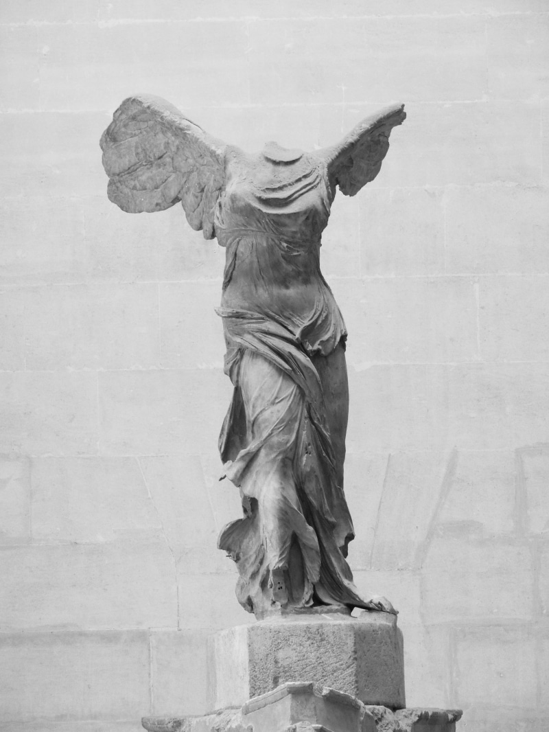 louvre, winged victory of samothrace, day, statue, samothrace, sculpture, head, no people, female likeness, headless, spirituality, architecture, male likeness