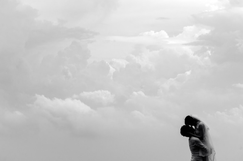 happiness, low angle view, 4K, heart, lifestyles, relationship, art, hand, blue, adult, landscape, real people, people, beautiful, men, kiss, female, human body part