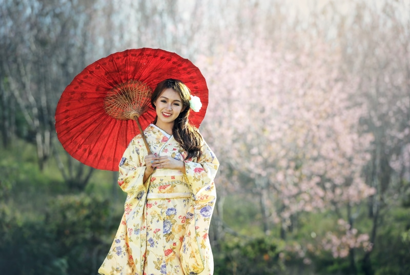 outdoor, springtime, korean, up, celebrate, ceremony, bridal, pretty, official, marriage, graduation, holding, holy place, the event, modern, beautiful woman