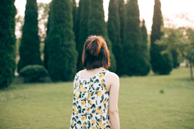 women, leisure activity, human, daytime, day, outdoors, lawn, 2K, brunette, caucasian, walking, one person, from behind, hair, back, lady, looking away