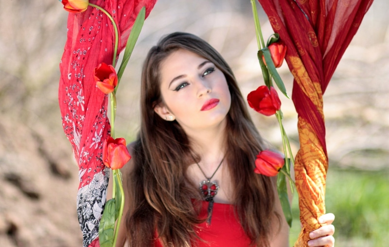 woman in red, hairstyle, caucasian Ethnicity, looking at camera, fashion, hair, top, front view, people, beauty, glamour, one woman only, red top, body part