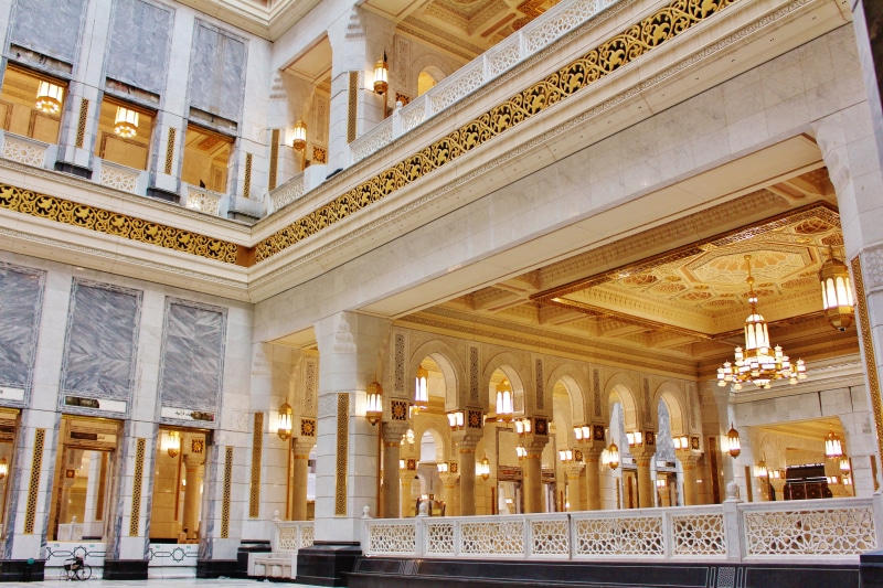 government, politics, no people, praying, building exterior, built structure, 5K, city, law, history, masjid, chandeliers, authority, islamic, wisdom