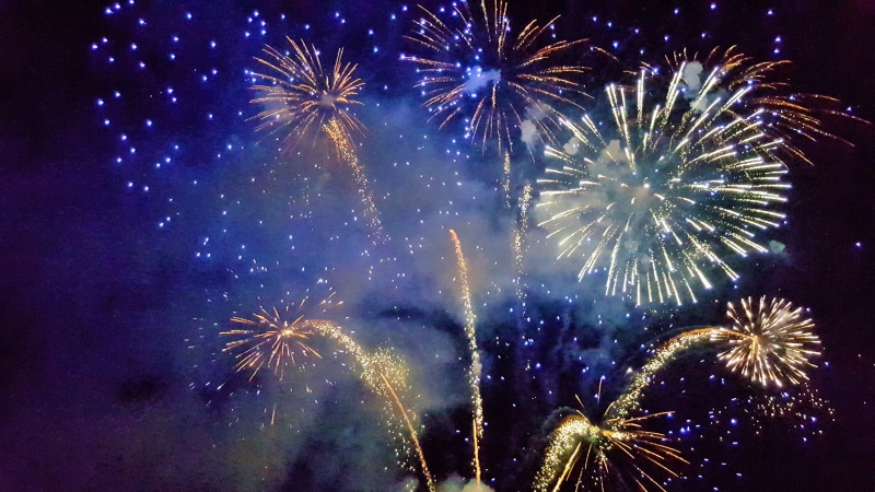 exploding, new years greetings, 5K, low angle view, arts culture and entertainment, multi colored, illuminated, Pyrotechnics, Sylvester, nature, sparks