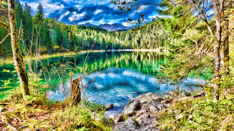 power in nature, lake, non-urban scene, plant, turquoise colored, outdoors, tranquility, nature, no people, water, woodland, 8K, idyllic, scenics - nature