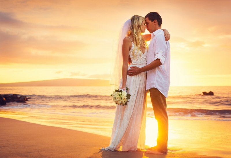 just married, Sunset, bride, Love, Sea, Happy, wedding, beach, 2K, couple, kissing