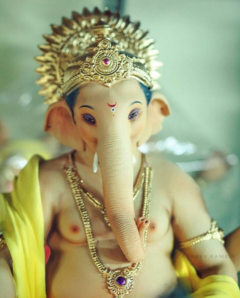women, indoors, portrait, headdress, the ganpati bappa decoration, 2K, royalty, statue, indian festival, jewelry, god, human representation, beauty, religion