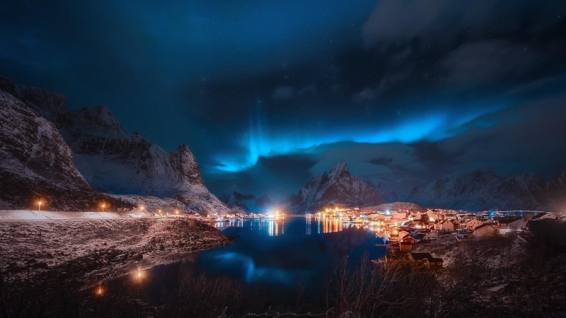 reinefjord, landscape, cloud, sky, reine, mountain range, village, 1080P, nature, phenomenon, lofoten, fishing village, night, mountain, aurora borealis